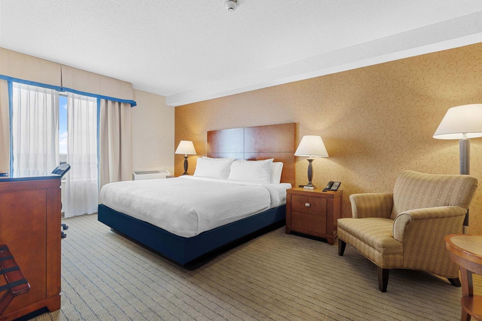 Sandman Hotel & Suites London Downtown Zewnętrze zdjęcie