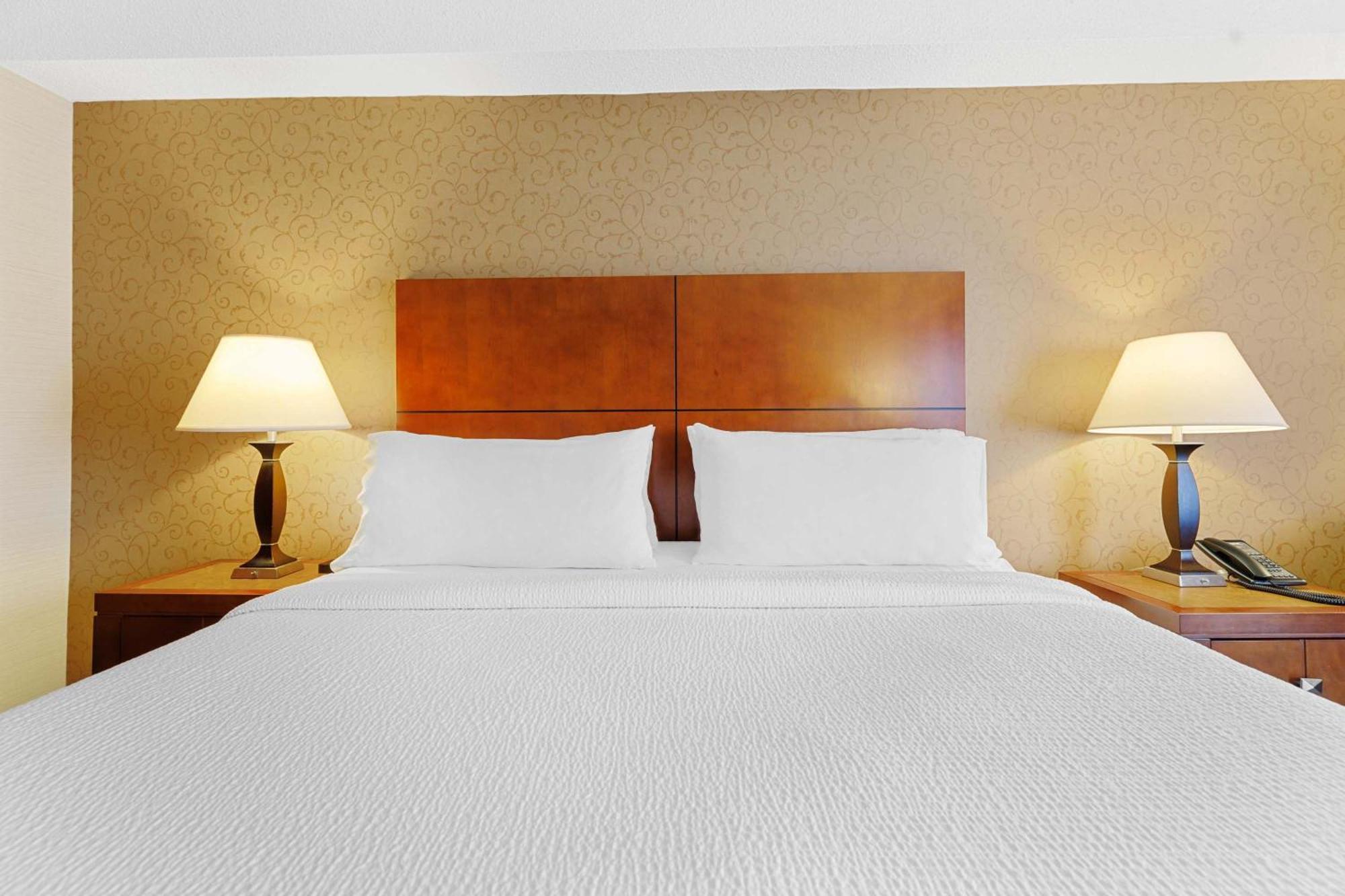 Sandman Hotel & Suites London Downtown Zewnętrze zdjęcie